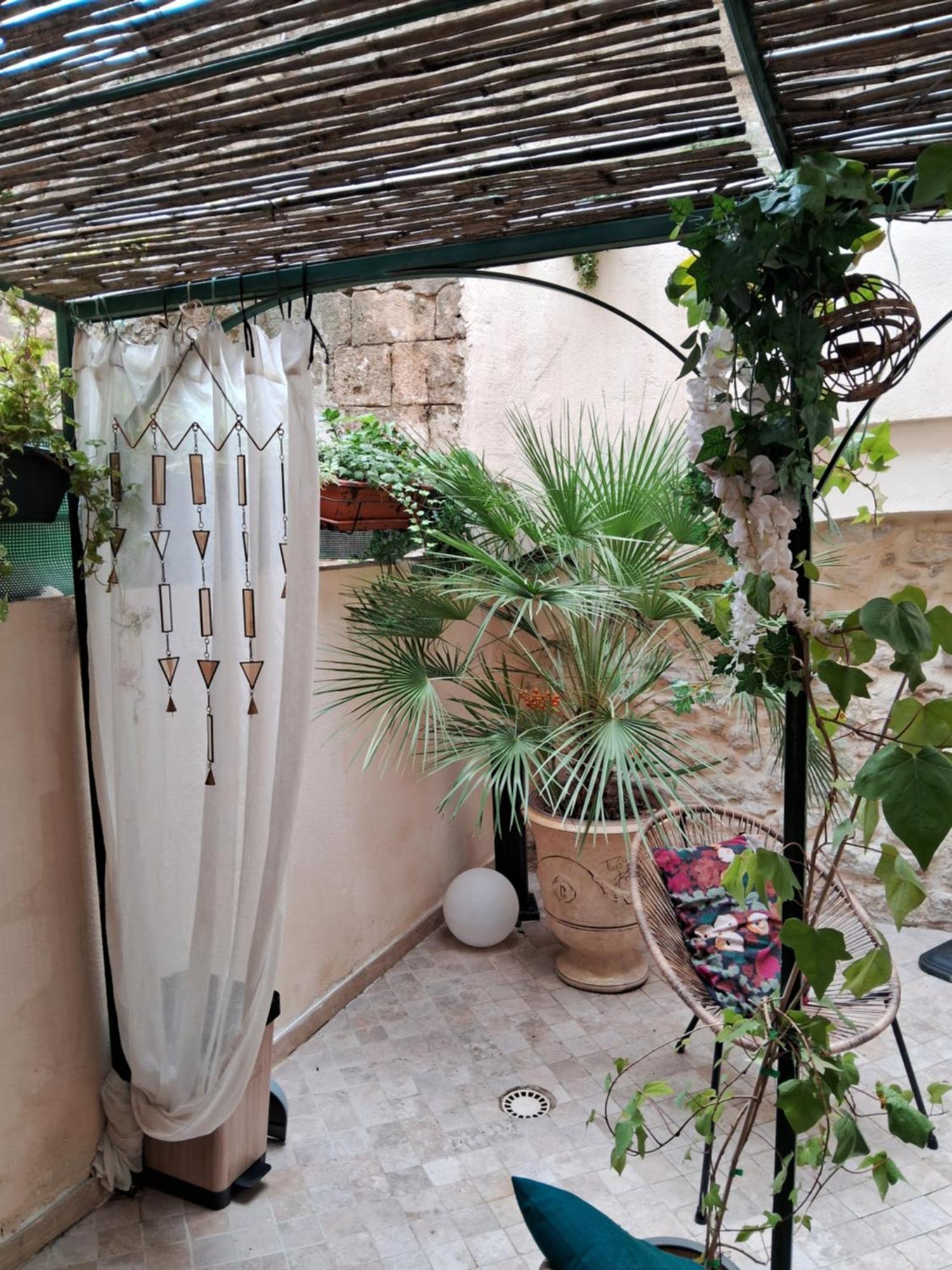 Le Clos Du Rouet Tarascon Exterior foto